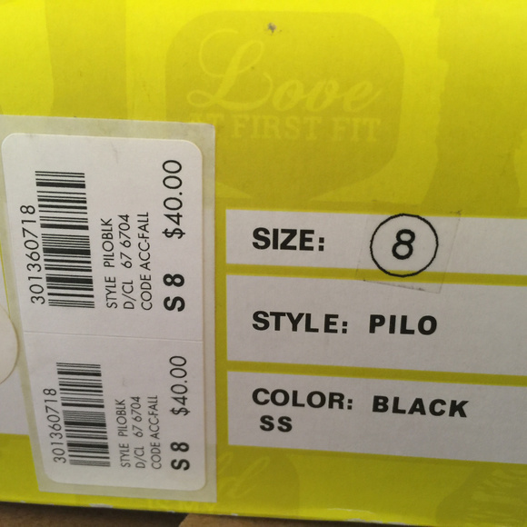 Charlotte Russe Heels - Picture 3 of 8